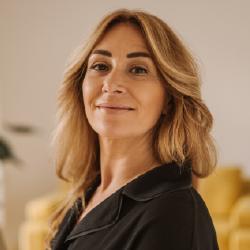 Marta S.